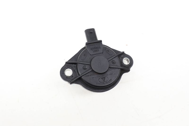 Cam / Camshaft Timing Actuator Solenoid 94610505377 — Used (SKU 730257)