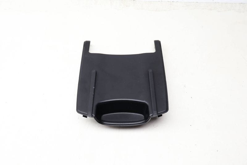 Center Console Armrest Trim / Cover 95B864357 — Used (SKU 640897)