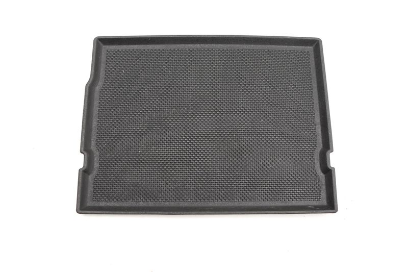 Center Console Storage Bin Insert 95B863301 — Used (SKU 537528)