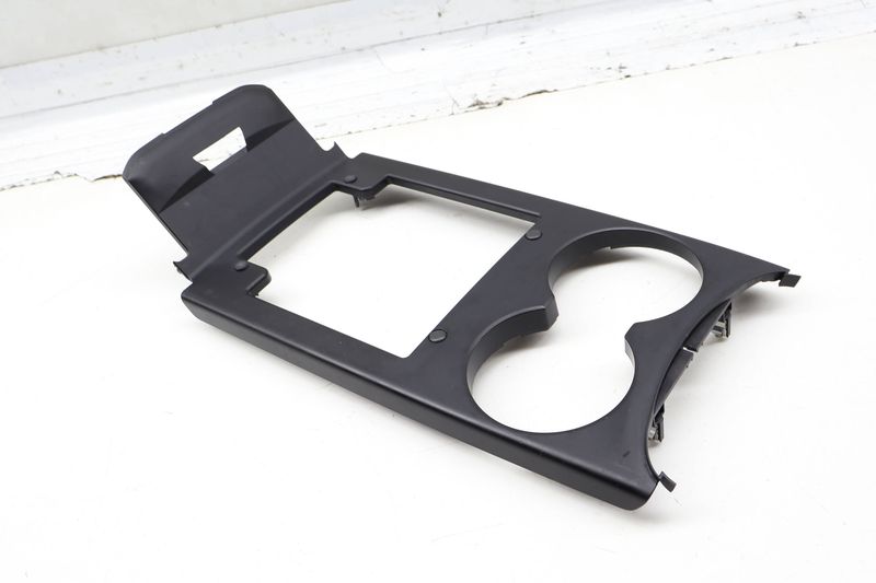 Center Console Trim / Bezel 95B863097 — Used (SKU 730059)