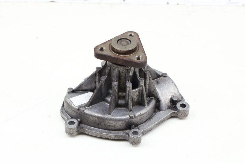 Coolant / Water Pump 94810603301 — Used (SKU 635299)