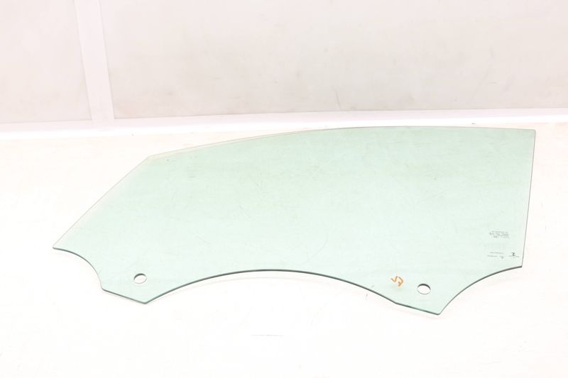 Door Window Glass 95B845201 — Used (SKU 537437)