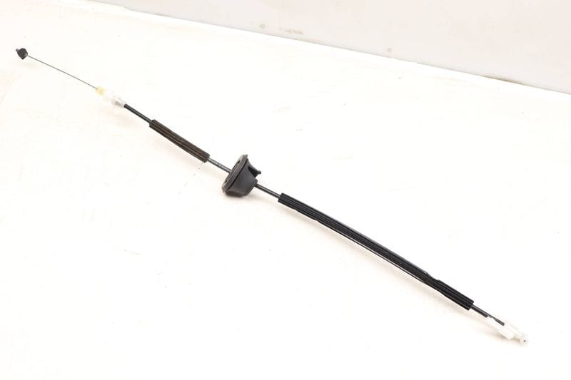 Interior Door Handle Bowden Cable 95B837085 — Used (SKU 482385)