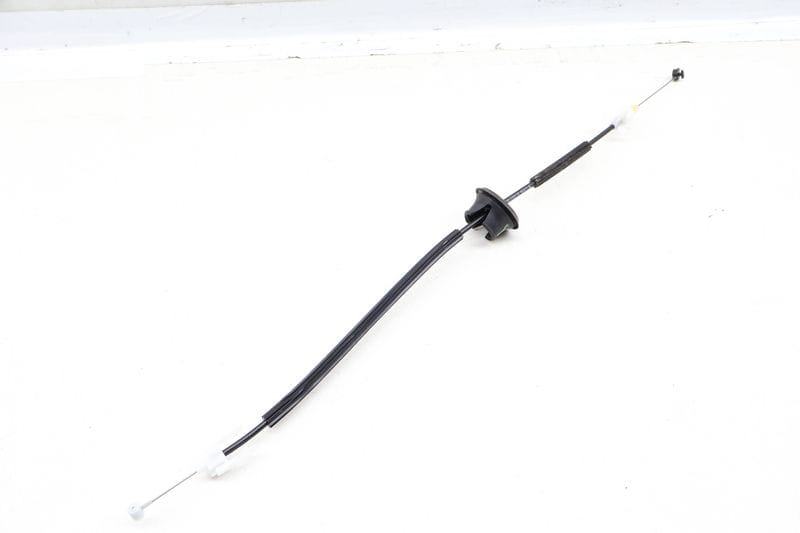 Interior Door Handle Bowden Cable 95B837085 — Used (SKU 640882)