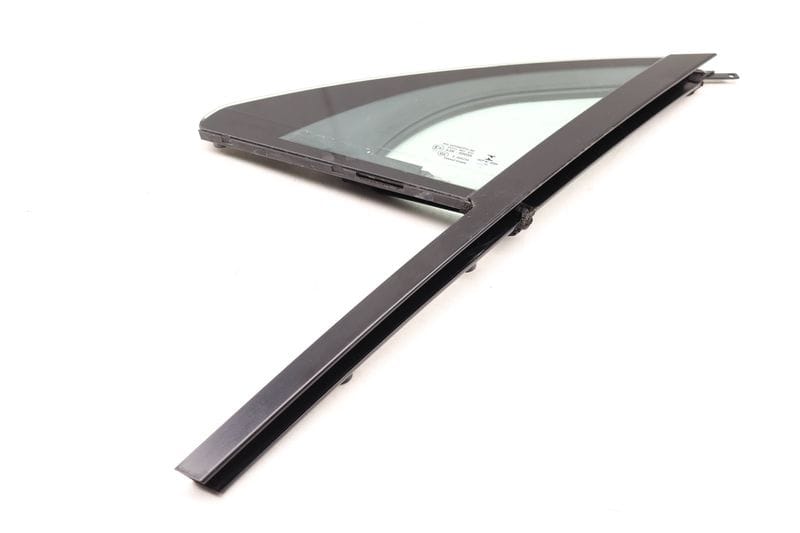 Side Door Window Glass 95B845113C — Used (SKU 487126)