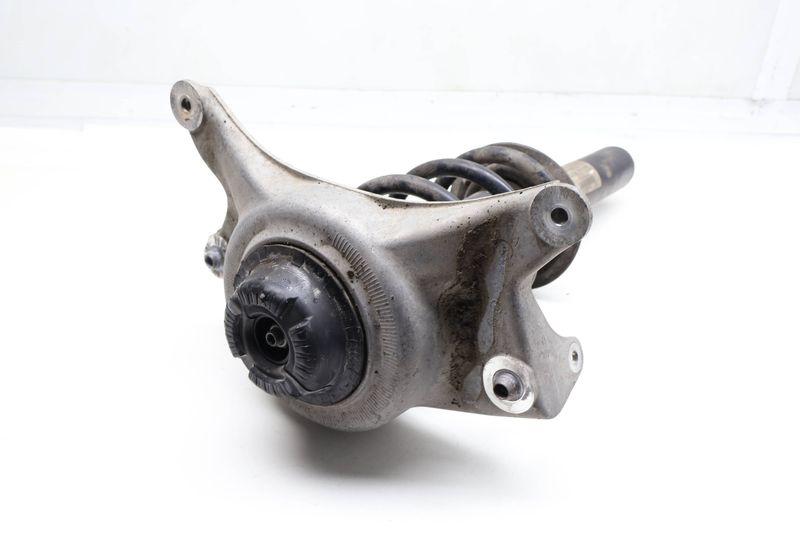 Strut / Spring Assembly 95B413031E — Used (SKU 730442)