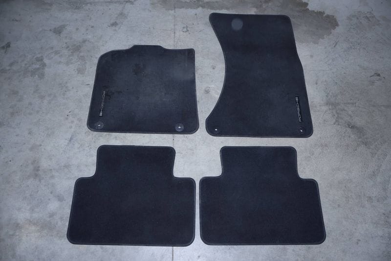 Carpet Floor Mat Set (PORSCHE) — Used (SKU 710977)