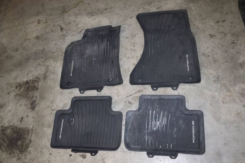 Porsche Rubber Floor Mat Set 95B044800 — Used (SKU 509297)