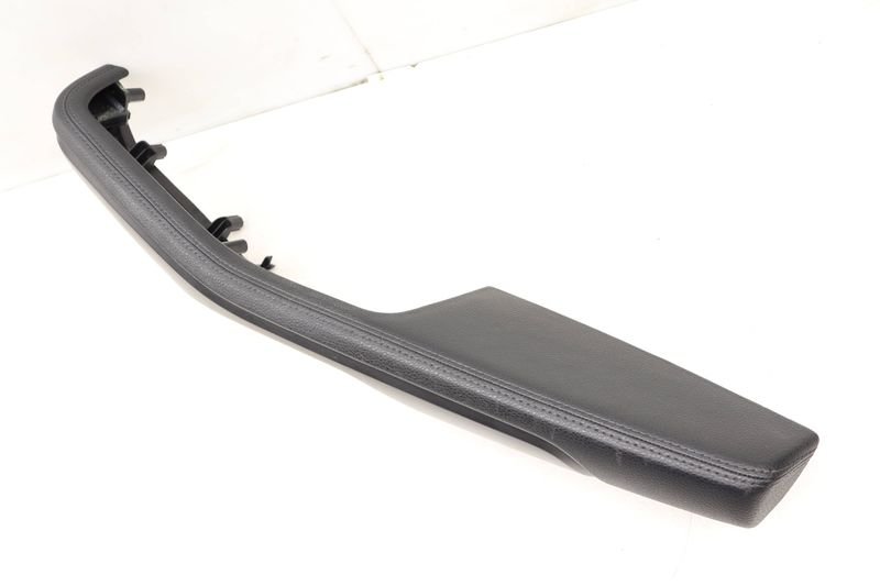 Door Panel Armrest / Arm Rest 95B867174 — Used (SKU 487406)