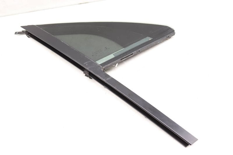 Side Door Window Glass 95B845114 — Used (SKU 503611)