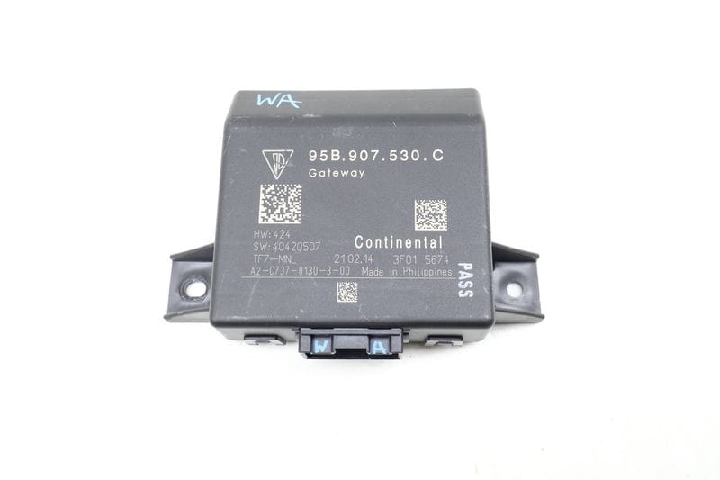 Gateway Control Module 95B907530C — Used (SKU 640992)