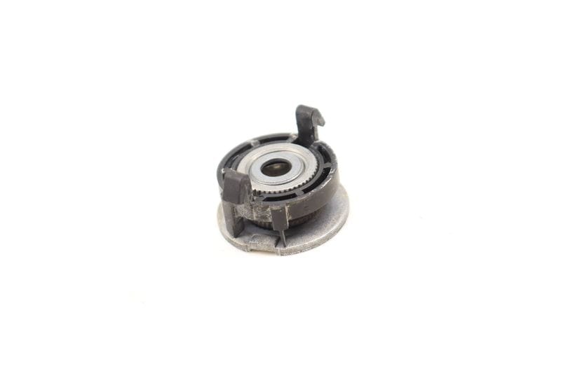 Headlight Adjuster Screw / Nut WHT006897 — Used (SKU 482698)