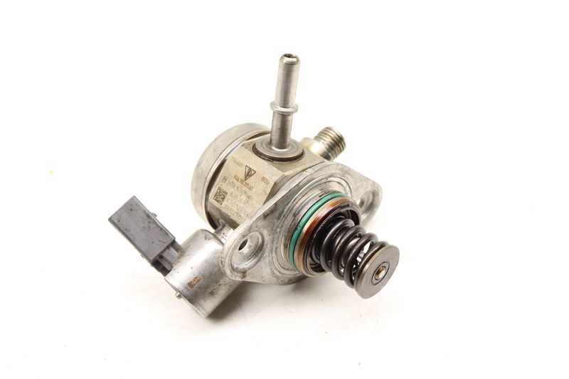 High Pressure Fuel Pump / Hpfp 94611031561 — Used (SKU 487612)