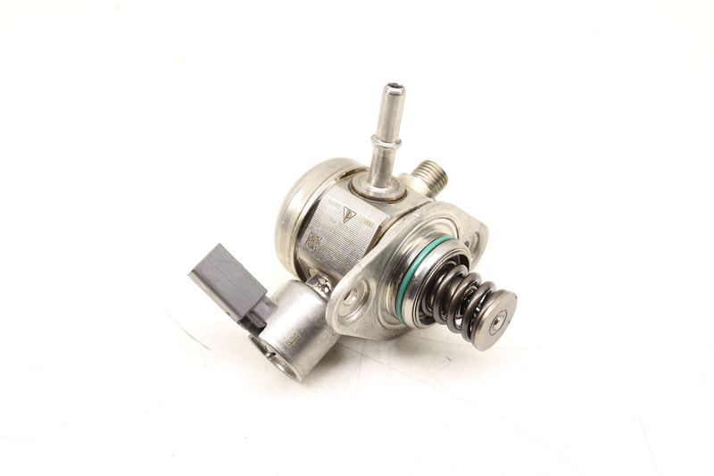 High Pressure Fuel Pump / Hpfp 94611031561 — Used (SKU 537737)