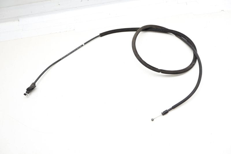 Hood Latch Release Cable 95B823535 — Used (SKU 730499)