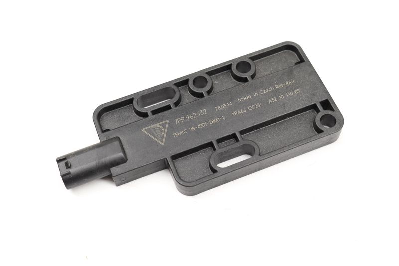 Kessy / Keyless Entry Antenna 7PP962132 — Used (SKU 537512)