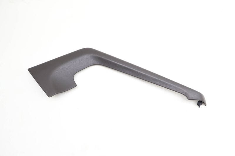 Center Console Trim 95B864365 — Used (SKU 640805)