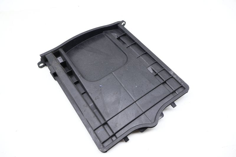 Engine Air Filter Box / Filter Housing (LOWER Side COVER) 95B128607B — Used (SKU 711059)