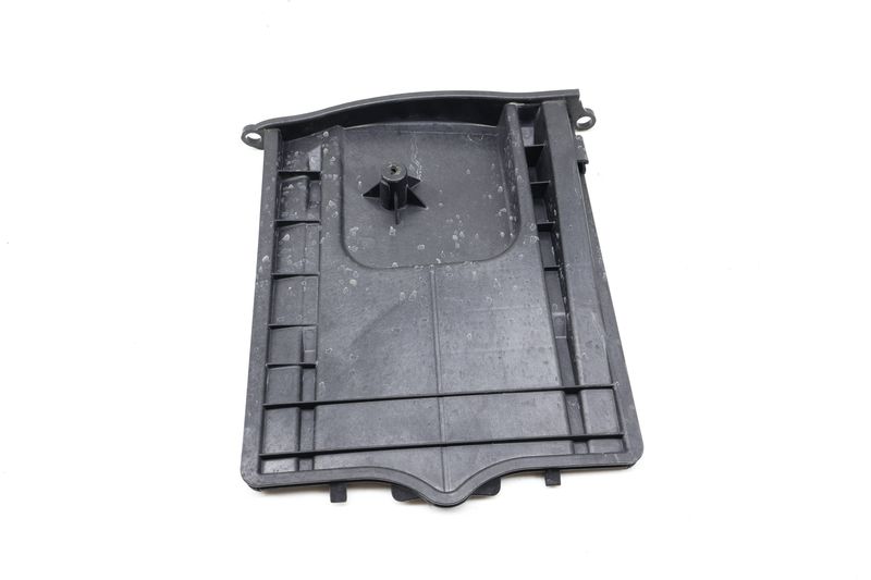 Engine Air Filter Box / Filter Housing (LOWER Side COVER) 95B128607B — Used (SKU 730166)