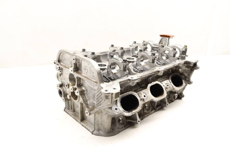 Engine Cylinder Head (CYL 4-6) 94610401679 — Used (SKU 537850)
