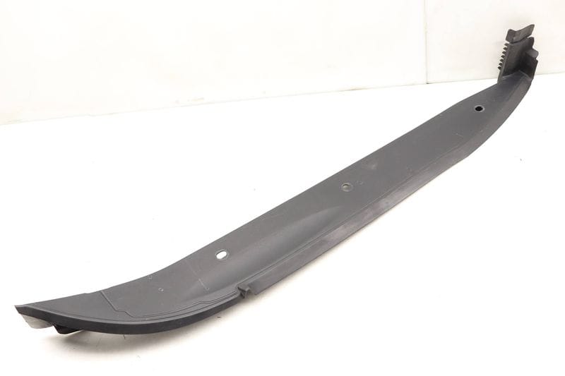Fender Trim / Cover 95B854777B — Used (SKU 487582)