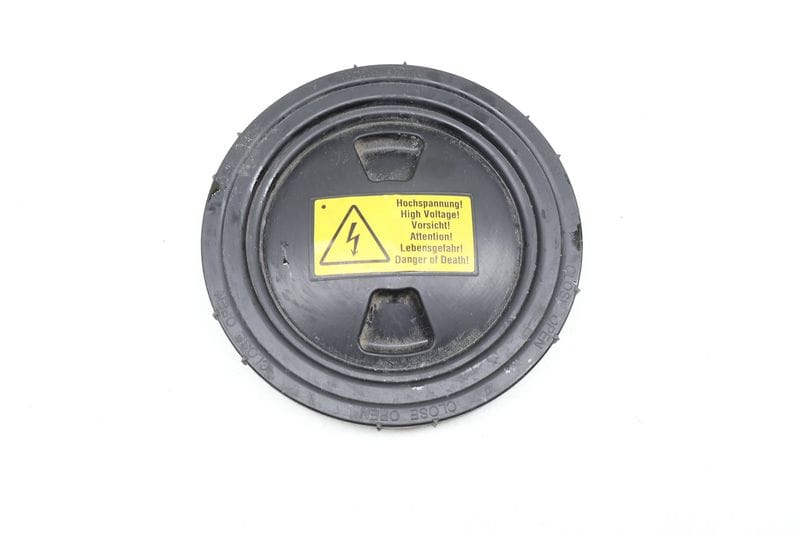 Headlight Bulb Cover / Cap 95B941363 — Used (SKU 641058)