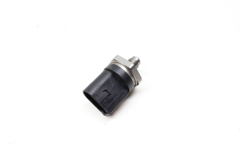 Low Pressure Fuel Sensor 06H906051G — Used (SKU 730264)