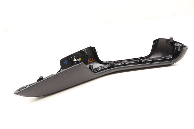 Door Panel Armrest / Arm Rest 95B867373 — Used (SKU 537598)