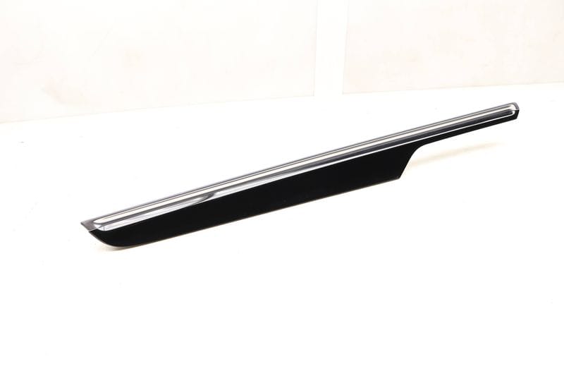Door Panel Trim / Molding 95B867061D — Used (SKU 537613)