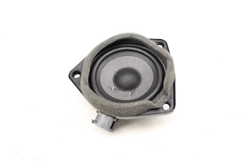 D Pillar Speaker (BOSE) 7PP035416B — Used (SKU 487325)