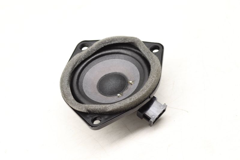 D Pillar Speaker (BOSE) 7PP035416B — Used (SKU 503769)