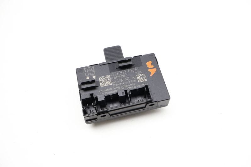 Door Control Module 4H0959795P — Used (SKU 730049)