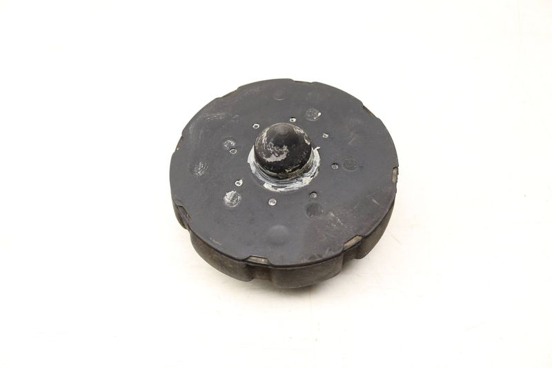 Upper Spring Rubber Mount 95B512149B — Used (SKU 537682)