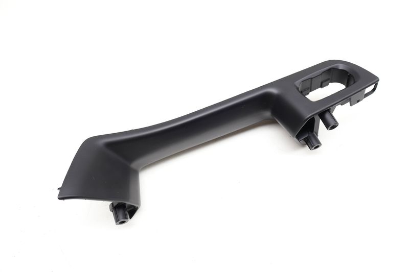 Door Panel Armrest / Switch Trim 95B867162 — Used (SKU 730181)