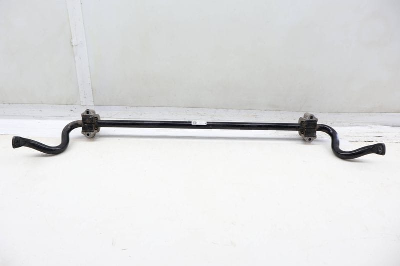 Sway Bar / Stabilizer 95B511305A — Used (SKU 711076)