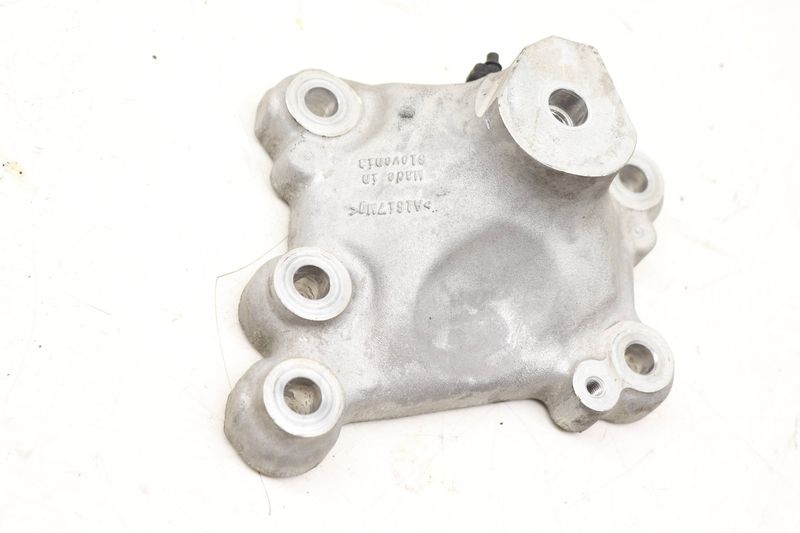Engine Mount Bracket 94611521131 — Used (SKU 509287)