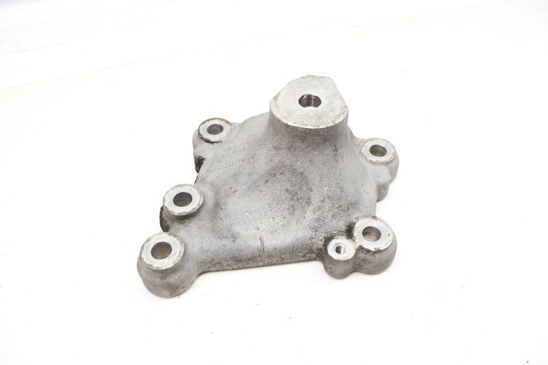 Engine Mount Bracket 94611521131 — Used (SKU 730386)