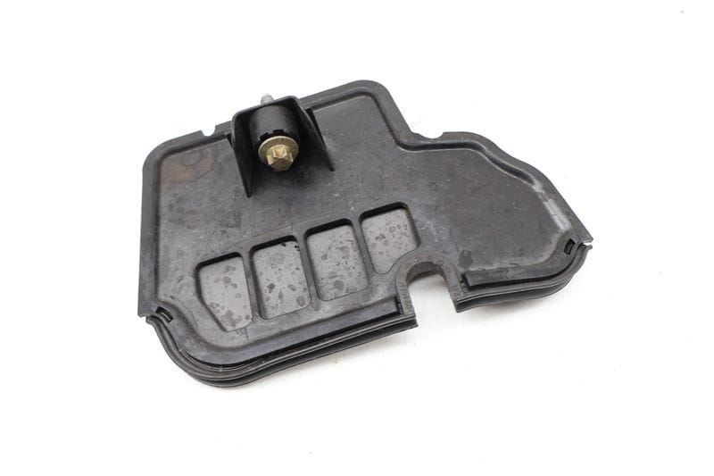Engine Oil Filler Plate / Cover 94610724130 — Used (SKU 730328)