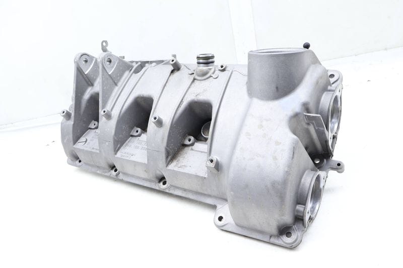 Engine Valve / Cylinder Head Cover 94610513545 — Used (SKU 657534)