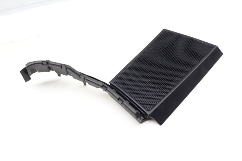 Upper Dash Speaker Grille / Cover 95B035406A — Used (SKU 730087)