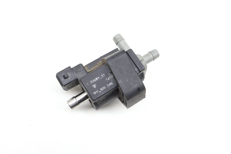 Solenoid Valve 7PP906046 — Used (SKU 641034)