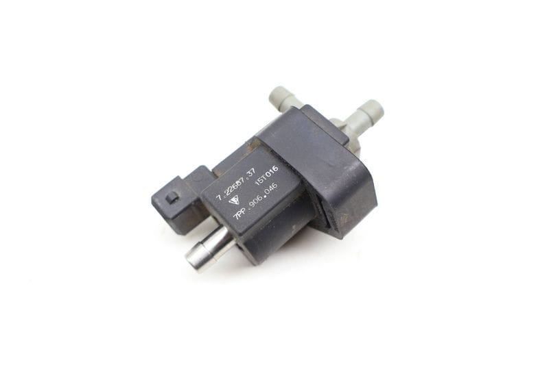 Solenoid Valve 7PP906046 — Used (SKU 710801)