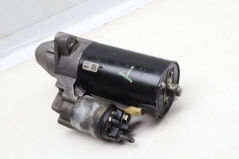 Starter 94860421401 — Used (SKU 635293)