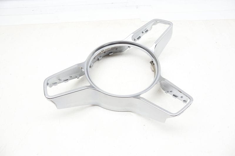 Steering Wheel Trim 95B419732 — Used (SKU 730140)