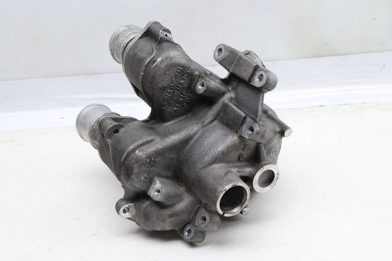 Thermostat Housing 94610618031 — Used (SKU 635292)