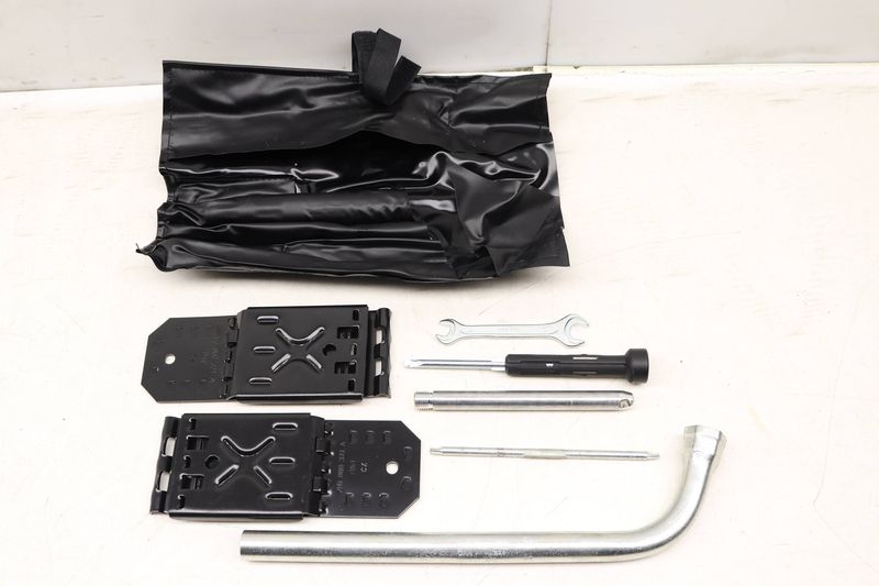 Tool Set w/ Bag 95B012106 — Used (SKU 482395)