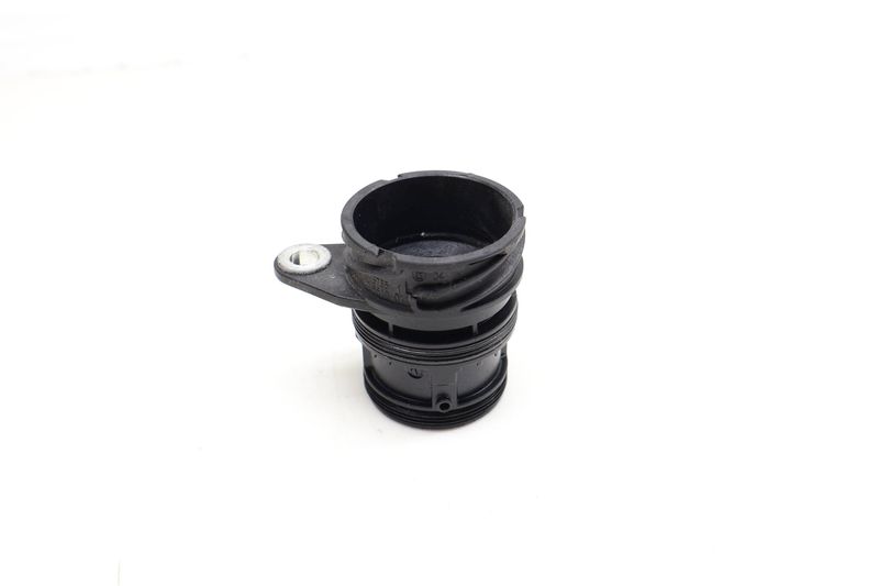 Transmission Sleeve / Hose Connector 0B5325571 — Used (SKU 730347)