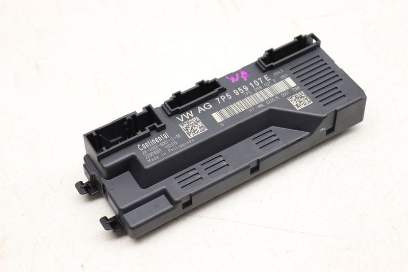 Trunk Lid Control Module
 7P5959107E — Used (SKU 508861)