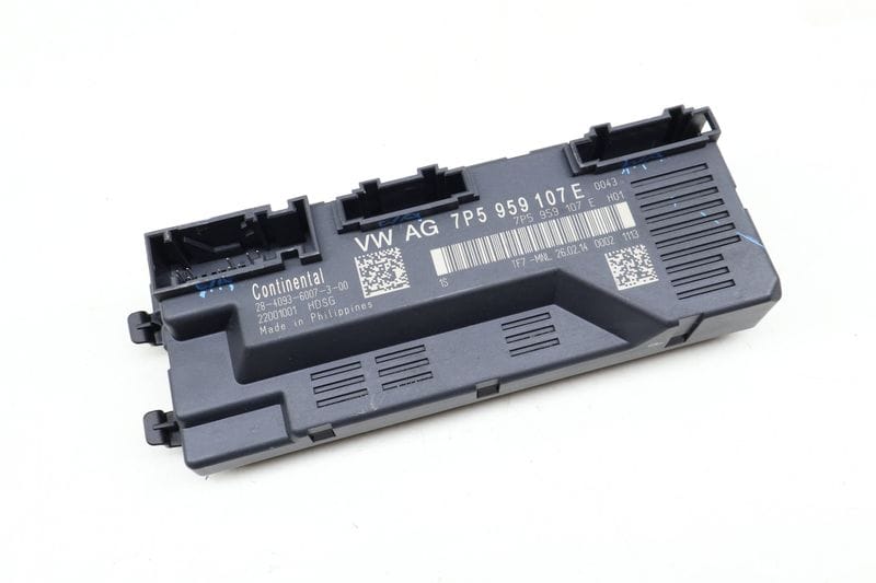 Trunk Lid Control Module
 7P5959107E — Used (SKU 641004)