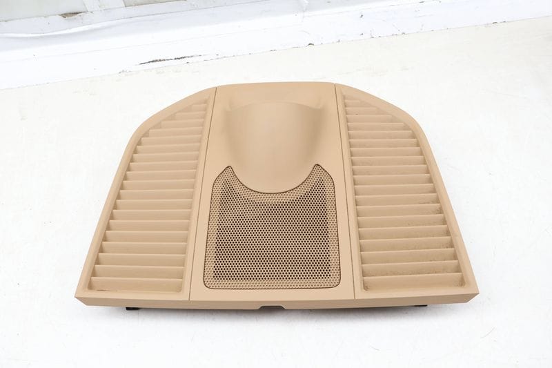 Upper Center Dash Trim / Cover 95B858189C — Used (SKU 657343)